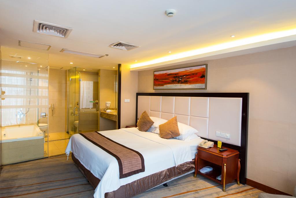 Vienna International Hotel - Expo Branch Шанхай Екстериор снимка