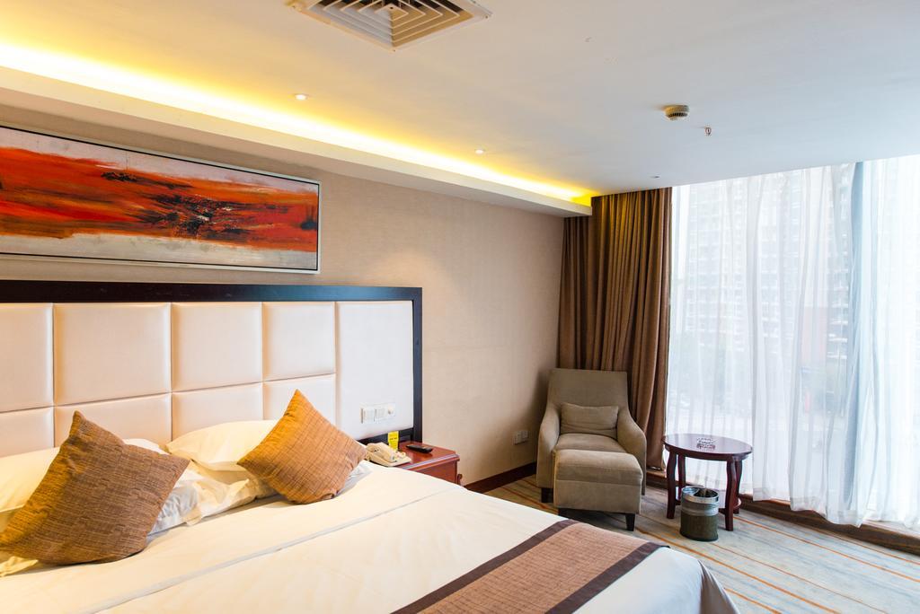 Vienna International Hotel - Expo Branch Шанхай Екстериор снимка