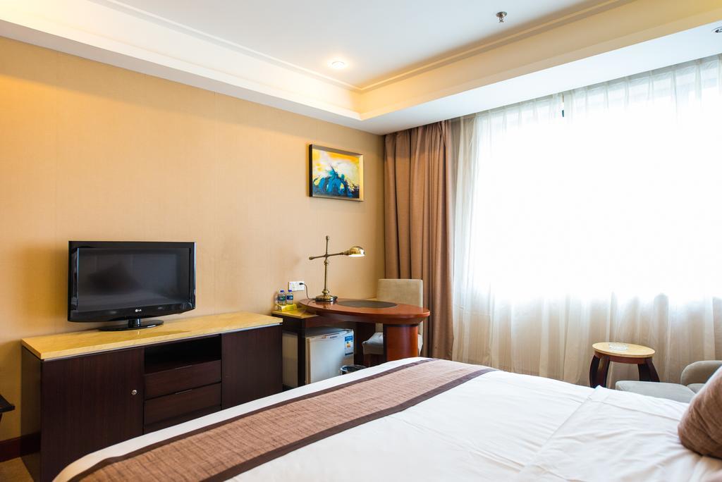 Vienna International Hotel - Expo Branch Шанхай Екстериор снимка