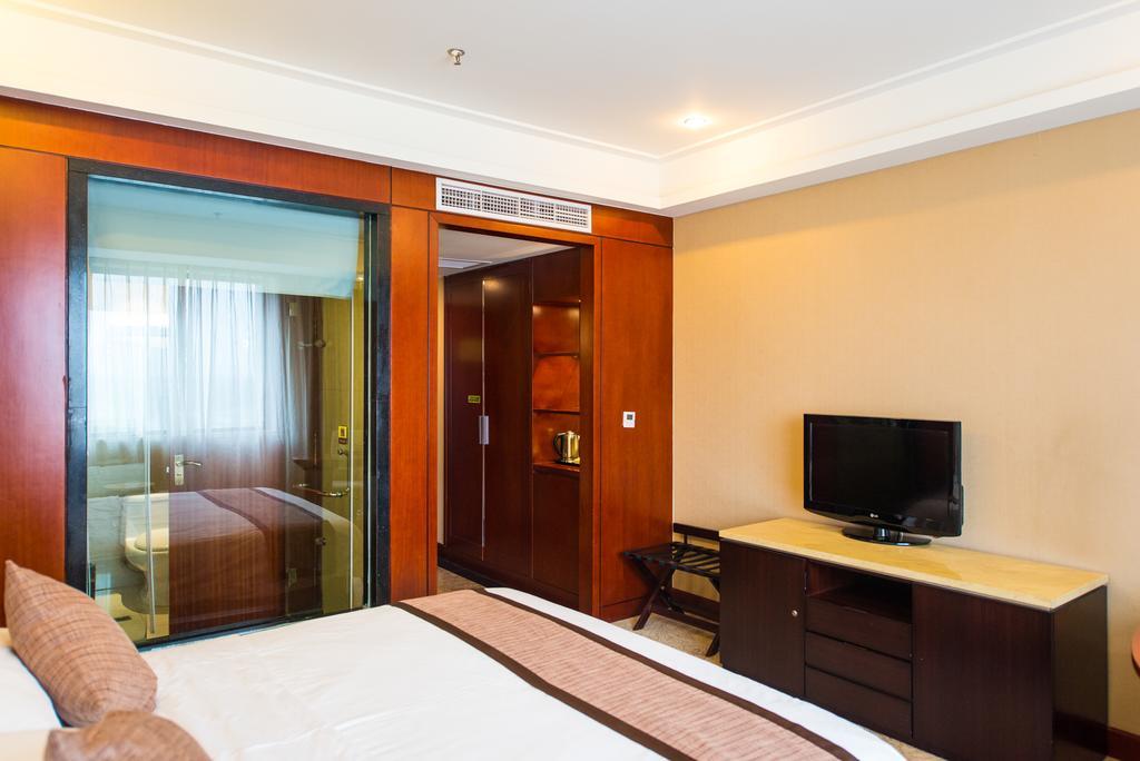 Vienna International Hotel - Expo Branch Шанхай Екстериор снимка