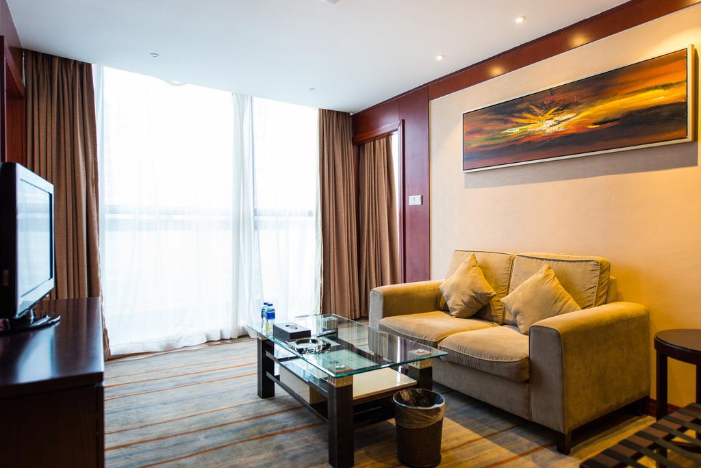 Vienna International Hotel - Expo Branch Шанхай Екстериор снимка