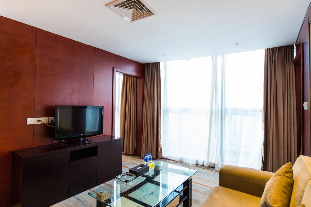Vienna International Hotel - Expo Branch Шанхай Екстериор снимка
