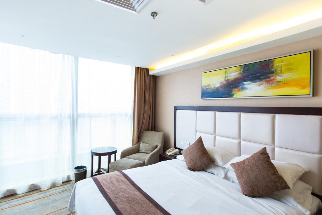 Vienna International Hotel - Expo Branch Шанхай Екстериор снимка